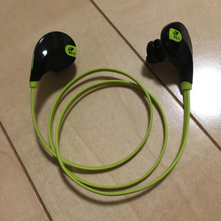SoundPEATS社製BluetoothワイヤレスイヤホンQY7(ヘッドフォン/イヤフォン)