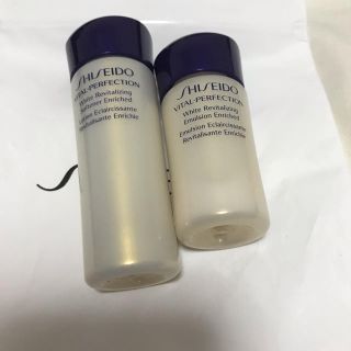 シセイドウ(SHISEIDO (資生堂))の資生堂バイタルパーフェクション化粧水 乳液 しっとりお試しサイズ(化粧水/ローション)