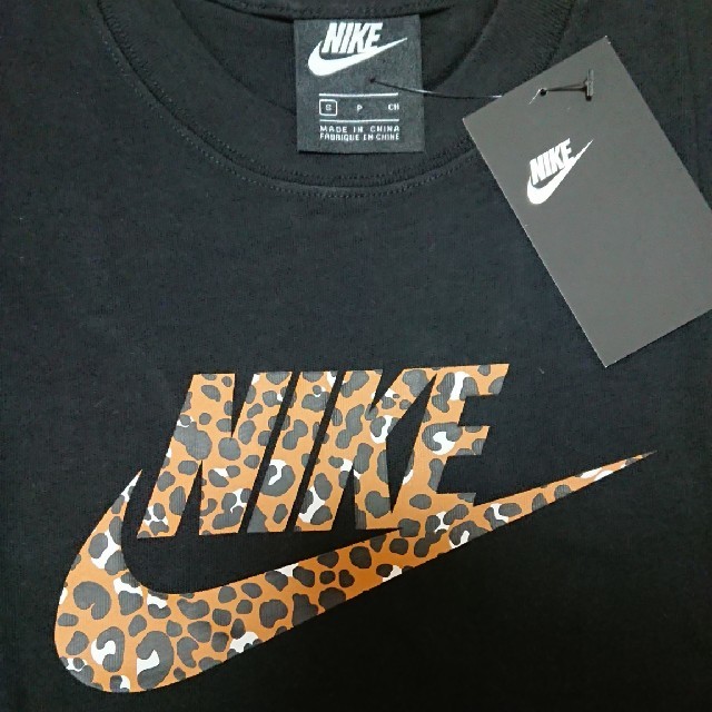 NIKE(ナイキ)のNIKE レオパード Tシャツ Sサイズ レディースのトップス(Tシャツ(半袖/袖なし))の商品写真