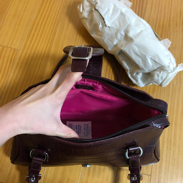 GUESS(ゲス)のGUESS かばん レディースのバッグ(トートバッグ)の商品写真