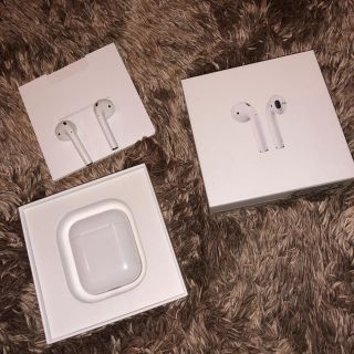 アップル(Apple)のAirPods(ヘッドフォン/イヤフォン)