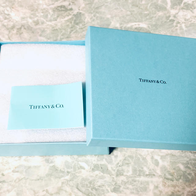 Tiffany & Co.(ティファニー)の【ご購入前にコメント下さい】ティファニーブルーボックス デザートプレート２枚組 インテリア/住まい/日用品のキッチン/食器(食器)の商品写真