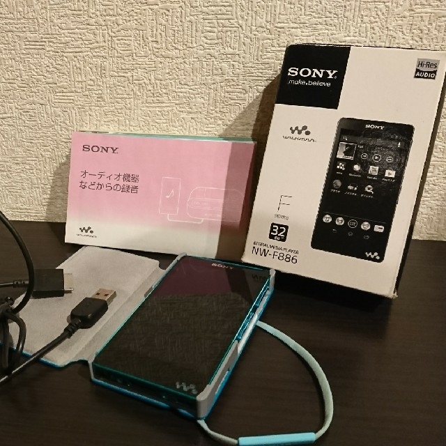 ポータブルプレーヤーSONY WALKMAN Fシリーズ NW-F886