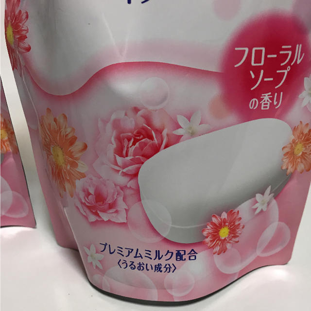 牛乳石鹸(ギュウニュウセッケン)の牛乳石鹸 ミルキィボディソープ フローラルソープの香り 詰め替え用 2個セット コスメ/美容のボディケア(ボディソープ/石鹸)の商品写真