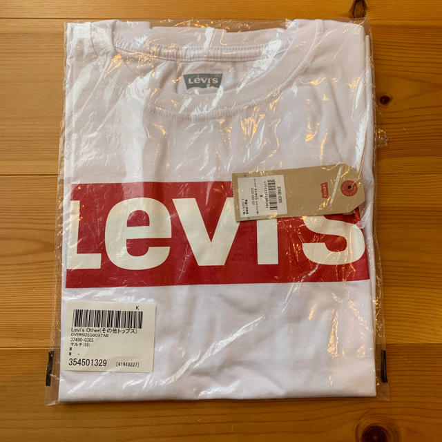 Levi's(リーバイス)の新品☆リーバイス Tシャツ キッズ/ベビー/マタニティのキッズ服男の子用(90cm~)(Tシャツ/カットソー)の商品写真