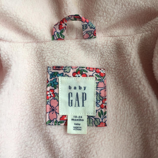 GAP(ギャップ)のGAP  90センチ キッズ/ベビー/マタニティのキッズ服女の子用(90cm~)(コート)の商品写真