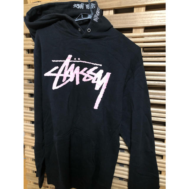 Stussy ロゴ　パーカー　Lサイズ　ピンク　ブラック　ステューシー