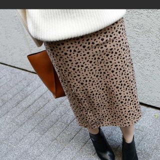 ザラ(ZARA)のmarjour レオパードタイトスカート(ひざ丈スカート)