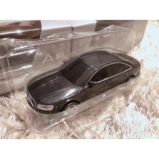 アウディ(AUDI)の【新品】非売品 Audi A8 オリジナルプルバックミニカー(ミニカー)