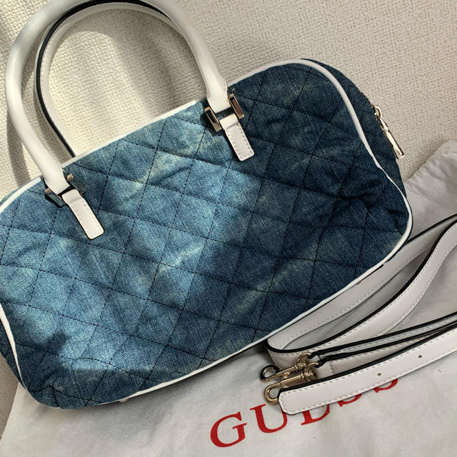 GUESS(ゲス)の【GUESS】2way バッグ レディースのバッグ(ハンドバッグ)の商品写真