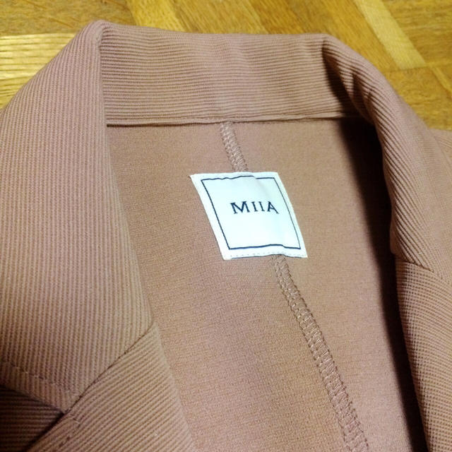 MIIA(ミーア)のMIIAペプラムジャケット レディースのジャケット/アウター(テーラードジャケット)の商品写真