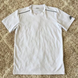 アディダス(adidas)の白猫様専用☆アディダス☆Ｍ(Tシャツ/カットソー(半袖/袖なし))