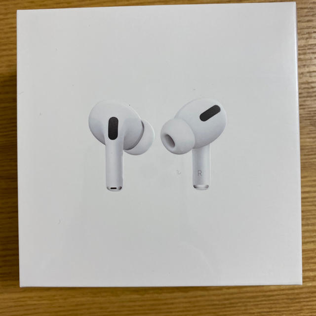 流行 - Apple 【新品未開封】AirPods ① MWP22J/A Pro ヘッドフォン/イヤフォン