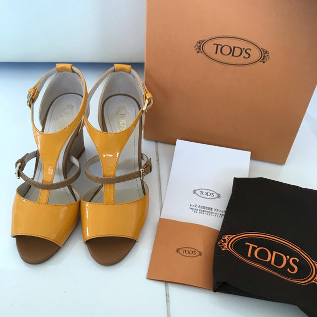 TOD'S(トッズ)の美品♡トッズ ウェッジソール サンダル パテントレザー  35 レディースの靴/シューズ(サンダル)の商品写真