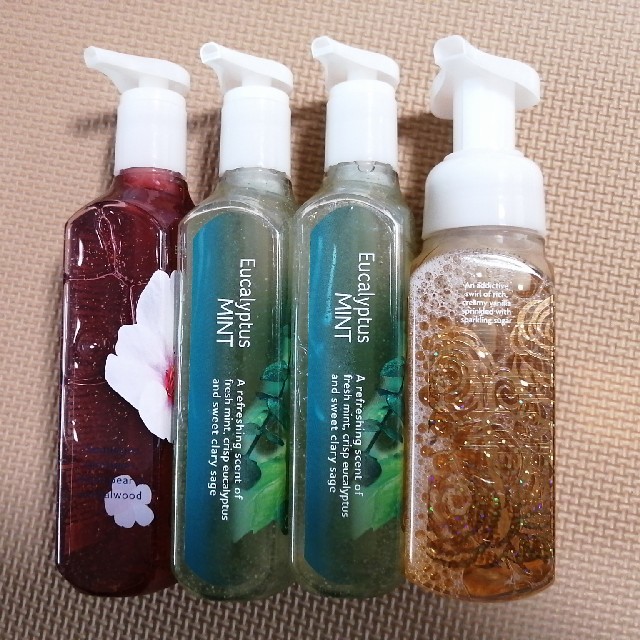 Bath & Body Works(バスアンドボディーワークス)の※メルちゃん様専用※Bath&Body Works ハンドソープ コスメ/美容のボディケア(ボディソープ/石鹸)の商品写真