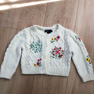 ベビーギャップ(babyGAP)のベビーギャップ★お花刺繍カーディガンオフホワイト3-6m(カーディガン/ボレロ)