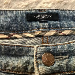 バーバリー(BURBERRY) デニム/ジーンズ(レディース)(ストレート)の