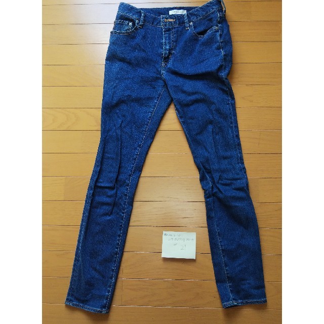 moussy(マウジー)のMoussy WF GLASSY DENIM 27インチ デニム スキニー レディースのパンツ(デニム/ジーンズ)の商品写真