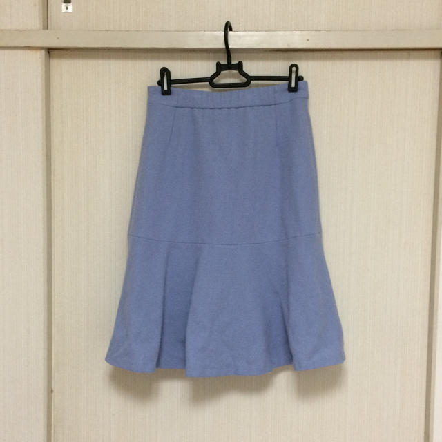 anySiS(エニィスィス)のウールマーメイドスカート　サックスブルー レディースのスカート(ひざ丈スカート)の商品写真
