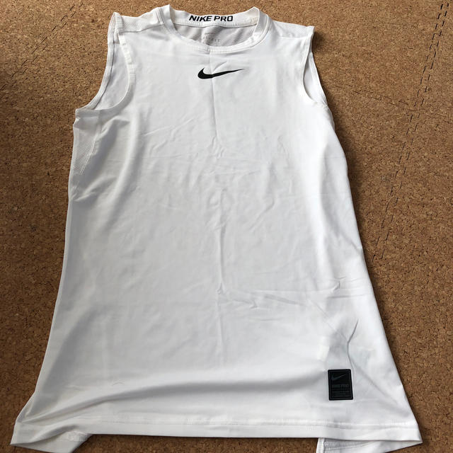 NIKE(ナイキ)のナイキランニングシャツ スポーツ/アウトドアのランニング(ウェア)の商品写真