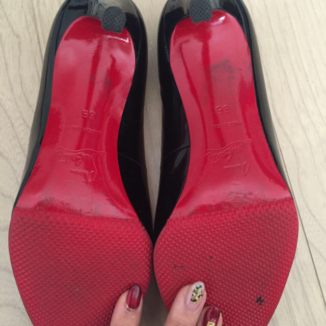 Christian Louboutin(クリスチャンルブタン)のMie'sShop☆様専用ルブタン レディースの靴/シューズ(ハイヒール/パンプス)の商品写真