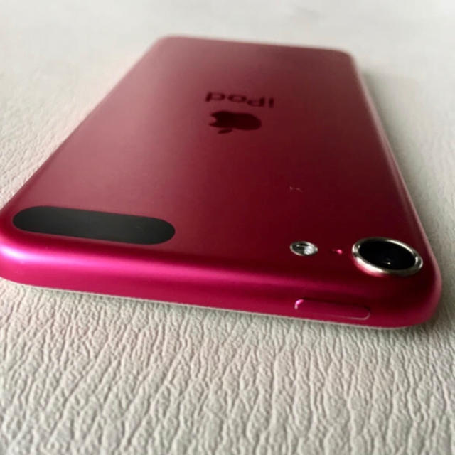 iPod touch(アイポッドタッチ)の【値下げしました⭐︎】iPod touch 第6世代 64GB ピンク スマホ/家電/カメラのPC/タブレット(タブレット)の商品写真