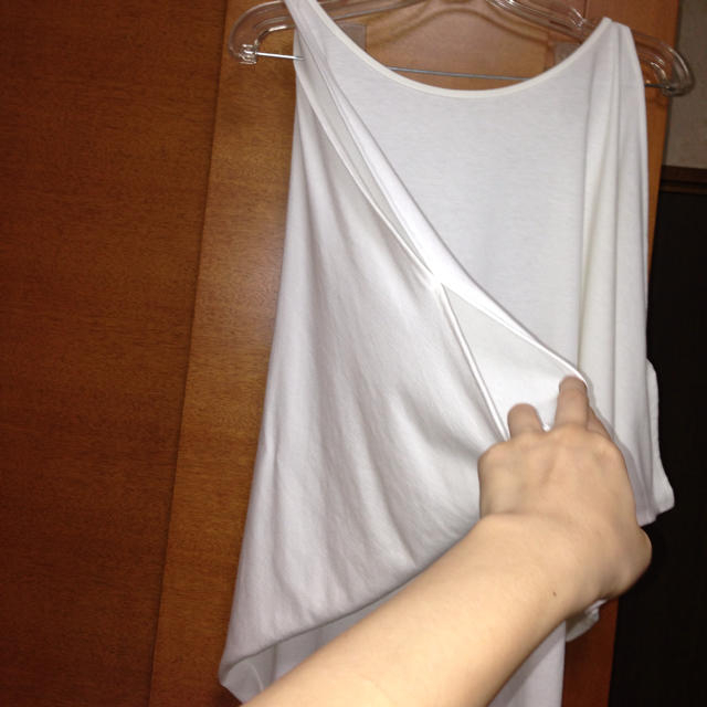 DURAS(デュラス)のDURAS 肩あきトップス レディースのトップス(Tシャツ(半袖/袖なし))の商品写真