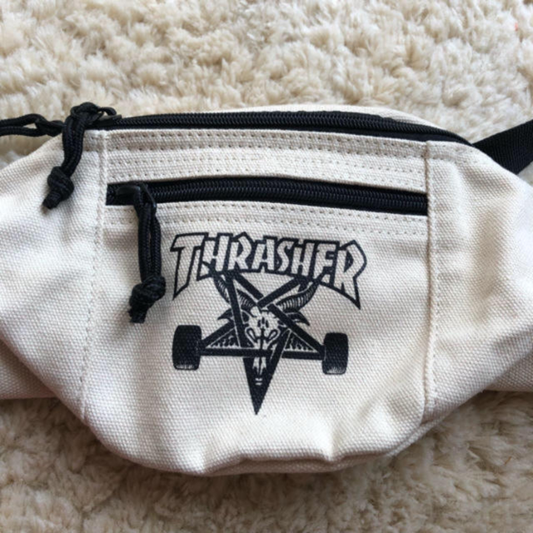 THRASHER(スラッシャー)のスラッシャー　ショルダーバッグ　ウエストポーチ レディースのバッグ(ボディバッグ/ウエストポーチ)の商品写真