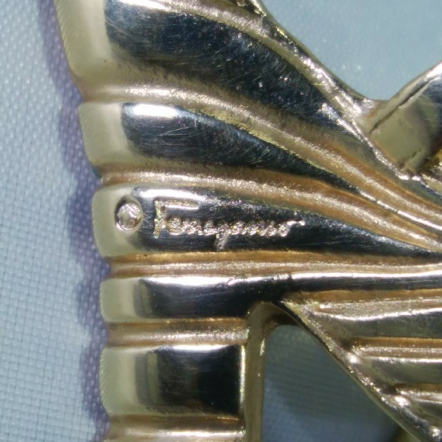 Ferragamo スカーフリングの通販 by トノミ's shop|フェラガモならラクマ - Ferragamo 最大15%セット割