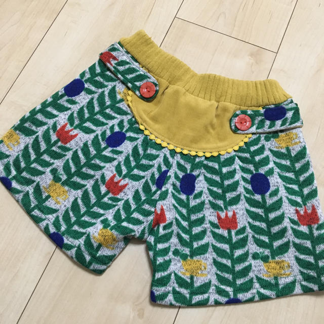 Petit jam(プチジャム)の専用 プチジャム  お花柄ショートパンツ100cm☆ キッズ/ベビー/マタニティのキッズ服女の子用(90cm~)(パンツ/スパッツ)の商品写真