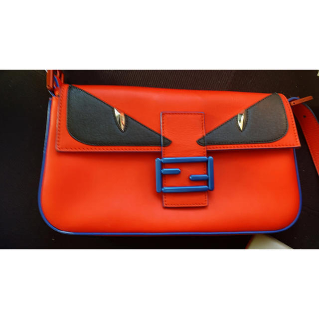 FENDI(フェンディ)のFENDI ショルダーバッグ　モンスター レディースのバッグ(ショルダーバッグ)の商品写真