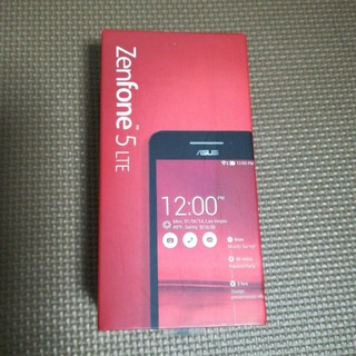 エイスース(ASUS)のZenfone 5 LTE(スマートフォン本体)
