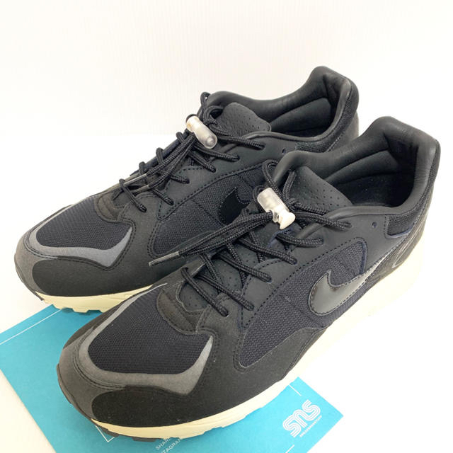 NIKE(ナイキ)の【28.5/一回履き美中古】ナイキ エアースカイロン2 フォグ ブラック メンズの靴/シューズ(スニーカー)の商品写真