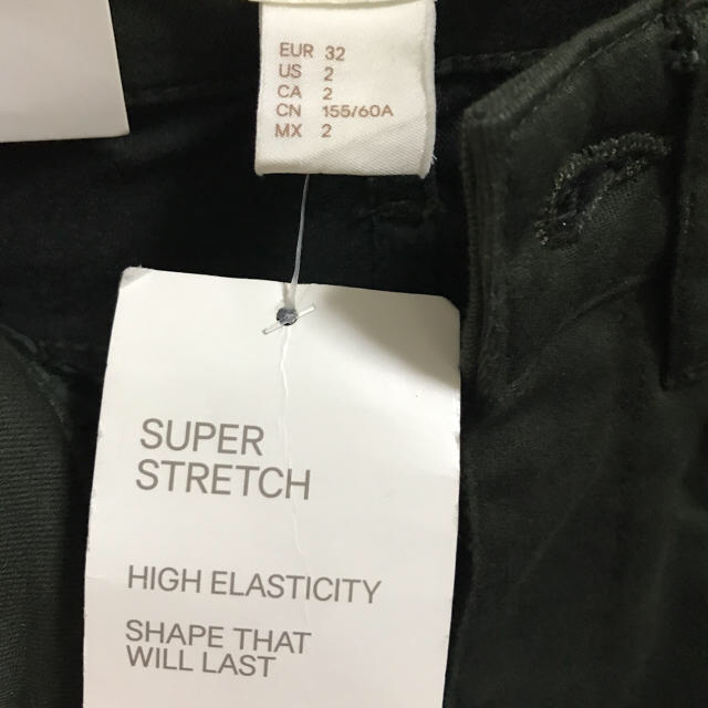 H&M(エイチアンドエム)のひろぉこ様専用 スキニーパンツ レディースのパンツ(スキニーパンツ)の商品写真