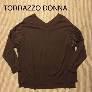 トラッゾドンナ(TORRAZZO DONNA)のトラッツォドンナ茶ニット＆アプワイザー白ニット　2点おまとめ(ニット/セーター)