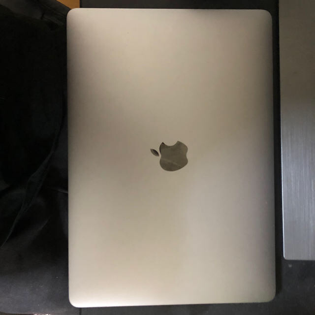 MacBook Air (Retina, 13-inch, 2018）PC/タブレット