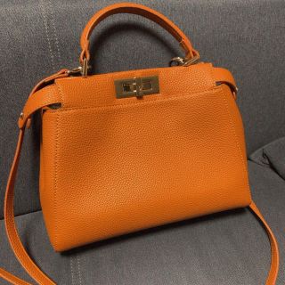 フェンディ(FENDI)のFENDI ピーカブー レギュラーサイズ(ハンドバッグ)