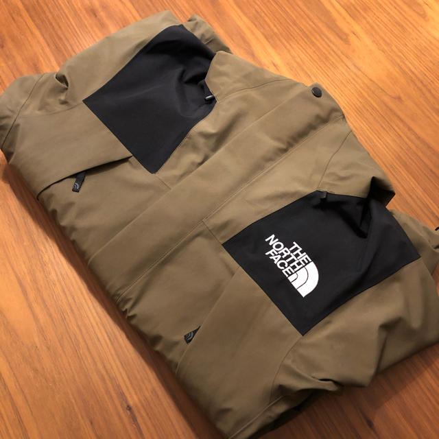 THE NORTH FACE(ザノースフェイス)の値下げ！ノースフェイス マウンテン ジャケット ビーチグリーン BC メンズのジャケット/アウター(マウンテンパーカー)の商品写真