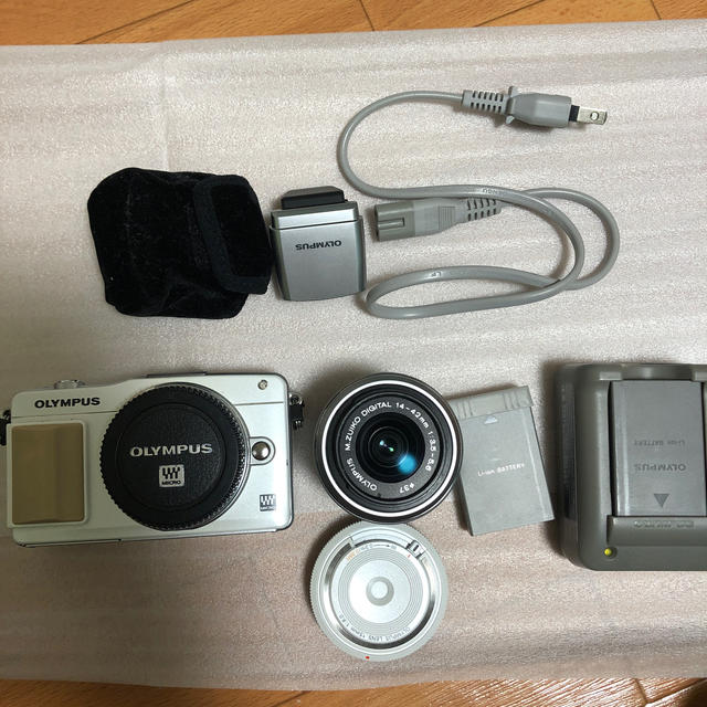 OLYMPUS PEN mini E-PM2 標準ズームレンズ＋互換バッテリー