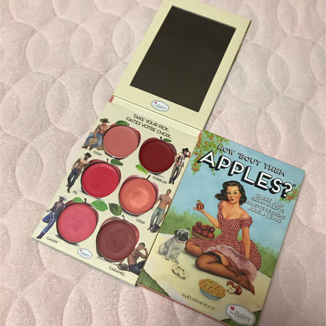 The Balm(ザバーム)のthe Balm  ハウバウト ゼム アップルズ コスメ/美容のベースメイク/化粧品(チーク)の商品写真