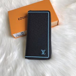 LOUIS VUITTON - LouisVuitton財布ルイ.ヴィトンの通販｜ラクマ