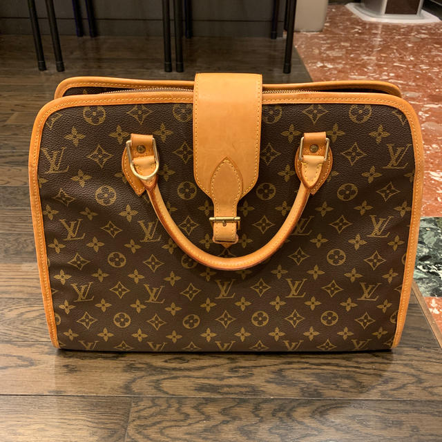 LV