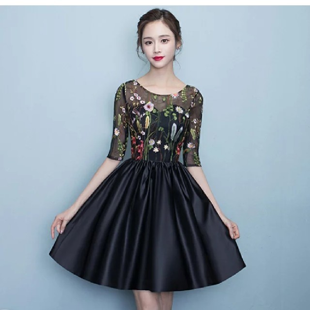 dholic(ディーホリック)のお値下げ韓国  刺繍ワンピース 結婚式 二次会 ドレス レディースのフォーマル/ドレス(その他ドレス)の商品写真