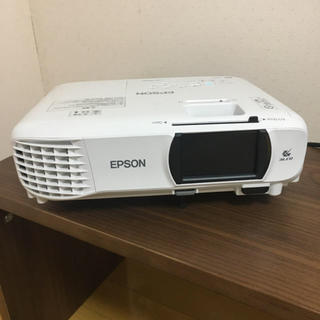 エプソン(EPSON)のeh-tw650(プロジェクター)