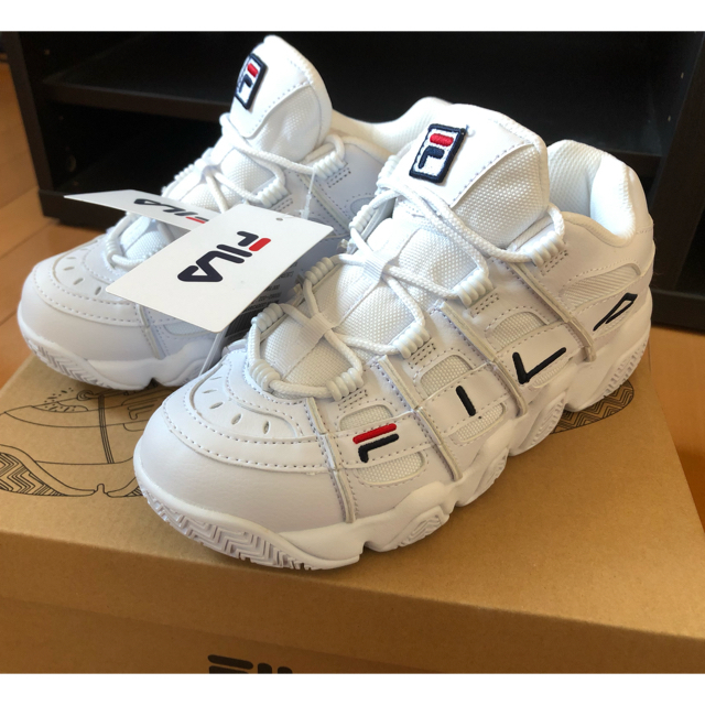 FILA ダットスニーカー 厚底スニーカー 2