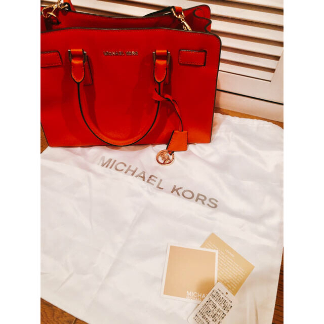 Michael Kors(マイケルコース)のMICHAEL KORS ハンドバッグ レディースのバッグ(ハンドバッグ)の商品写真