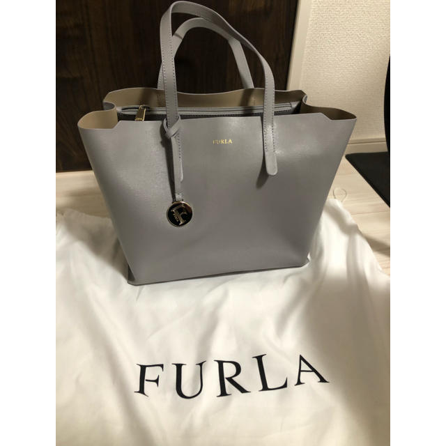 Furla(フルラ)の【新品】FURLA サリーM レディースのバッグ(ショルダーバッグ)の商品写真