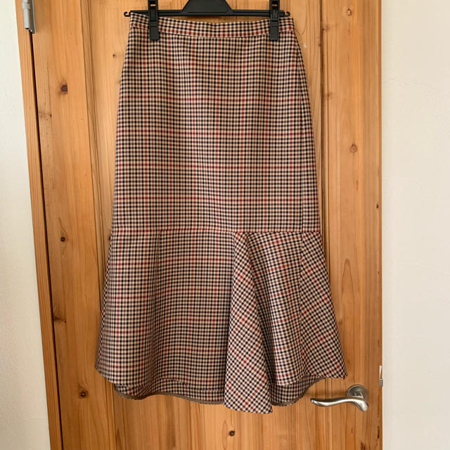 IENA(イエナ)のヴェルメイユパーイエナ　チェックスカート 未使用品 レディースのスカート(ひざ丈スカート)の商品写真