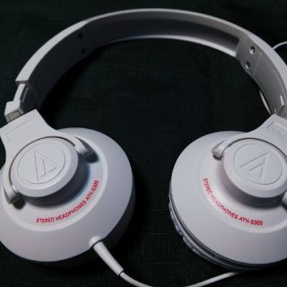 オーディオテクニカ(audio-technica)の【中古品】STEREO HEADPHONES ATH-S300 WH(ヘッドフォン/イヤフォン)