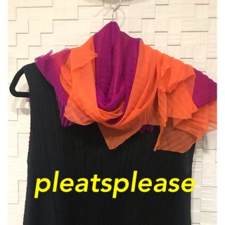 プリーツプリーズイッセイミヤケ(PLEATS PLEASE ISSEY MIYAKE)の★プリーツプリーズ★二色使いのストール(バンダナ/スカーフ)